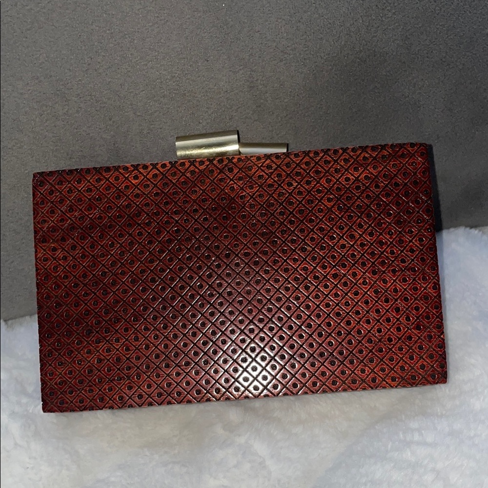 Ramla handmade Elegant Brown Clutch color burgundy